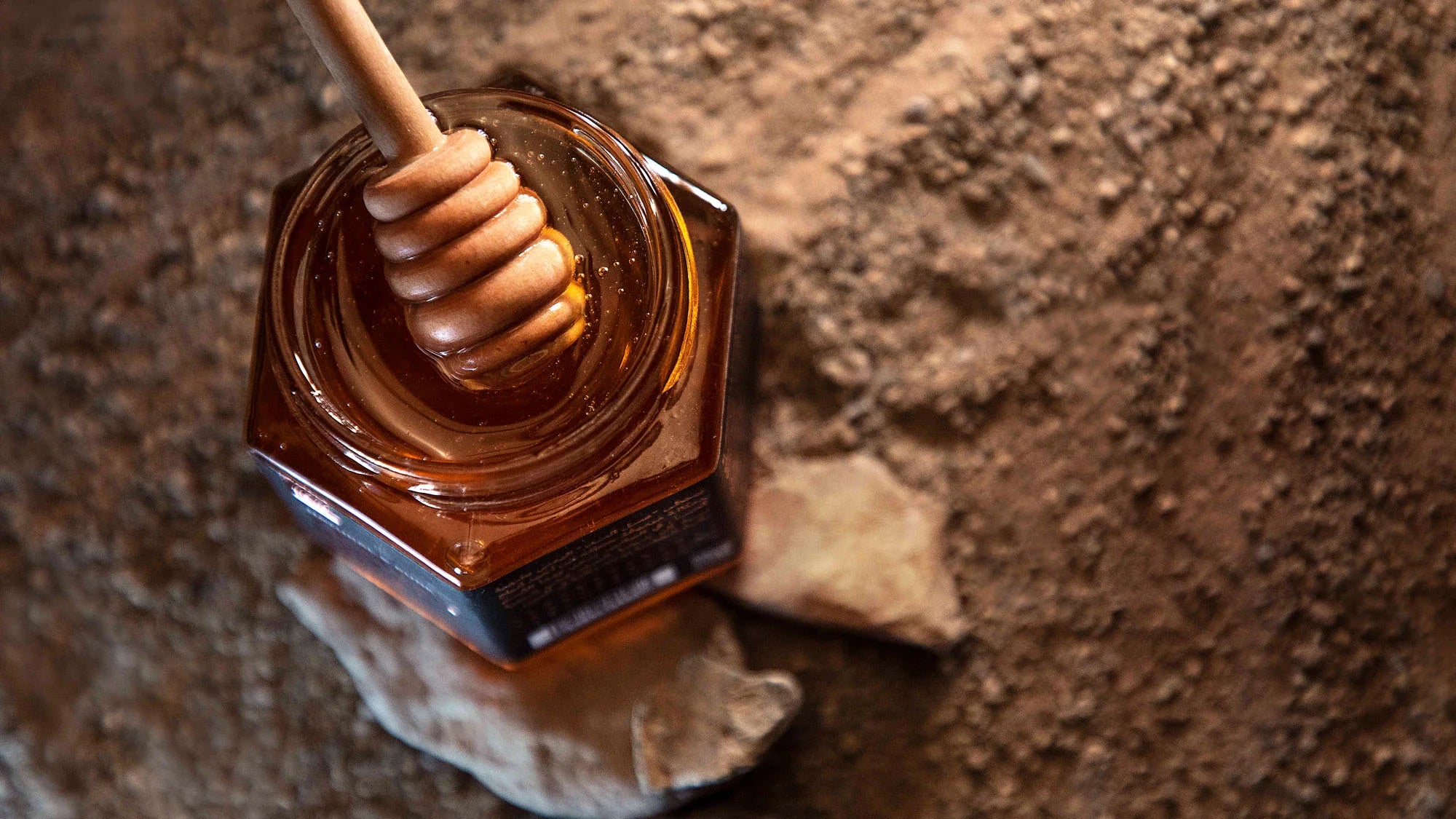 12 TIPS TO KNOW NATURAL HONEY BASED ON INTERNATIONAL STANDARDS